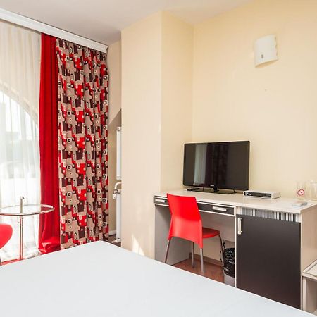 Pelister Skopje Bed & Breakfast Ruang foto