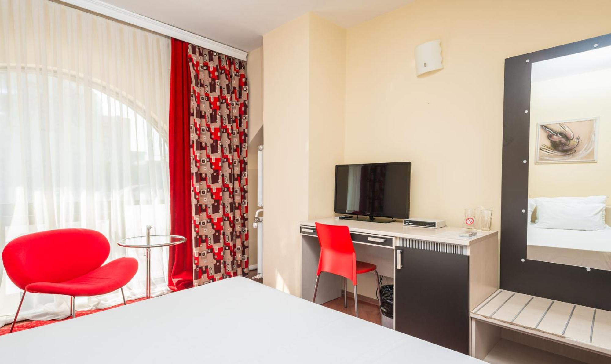 Pelister Skopje Bed & Breakfast Ruang foto