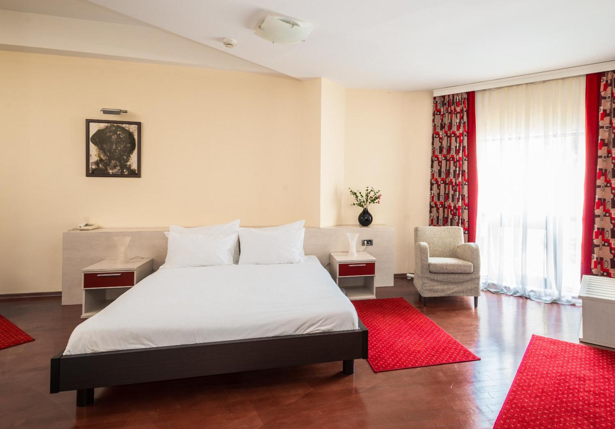 Pelister Skopje Bed & Breakfast Ruang foto